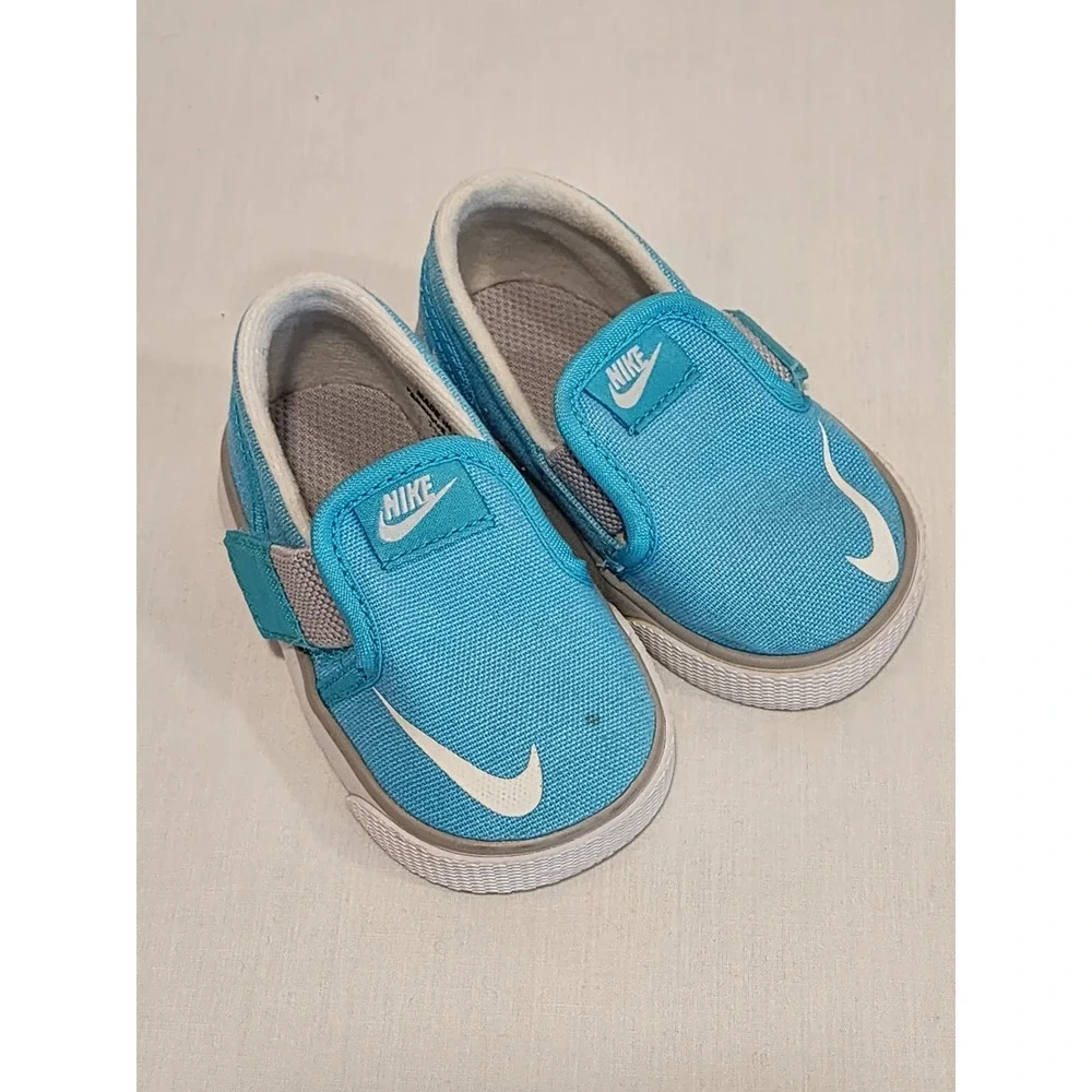 Nike Court Royale Toddler 3C  Blue Canvas Slip On Sneakers 719746-400